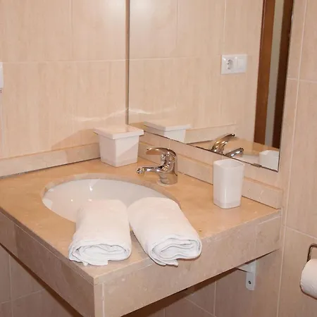 Apartamento 1 Monte Oiz Holiday home *